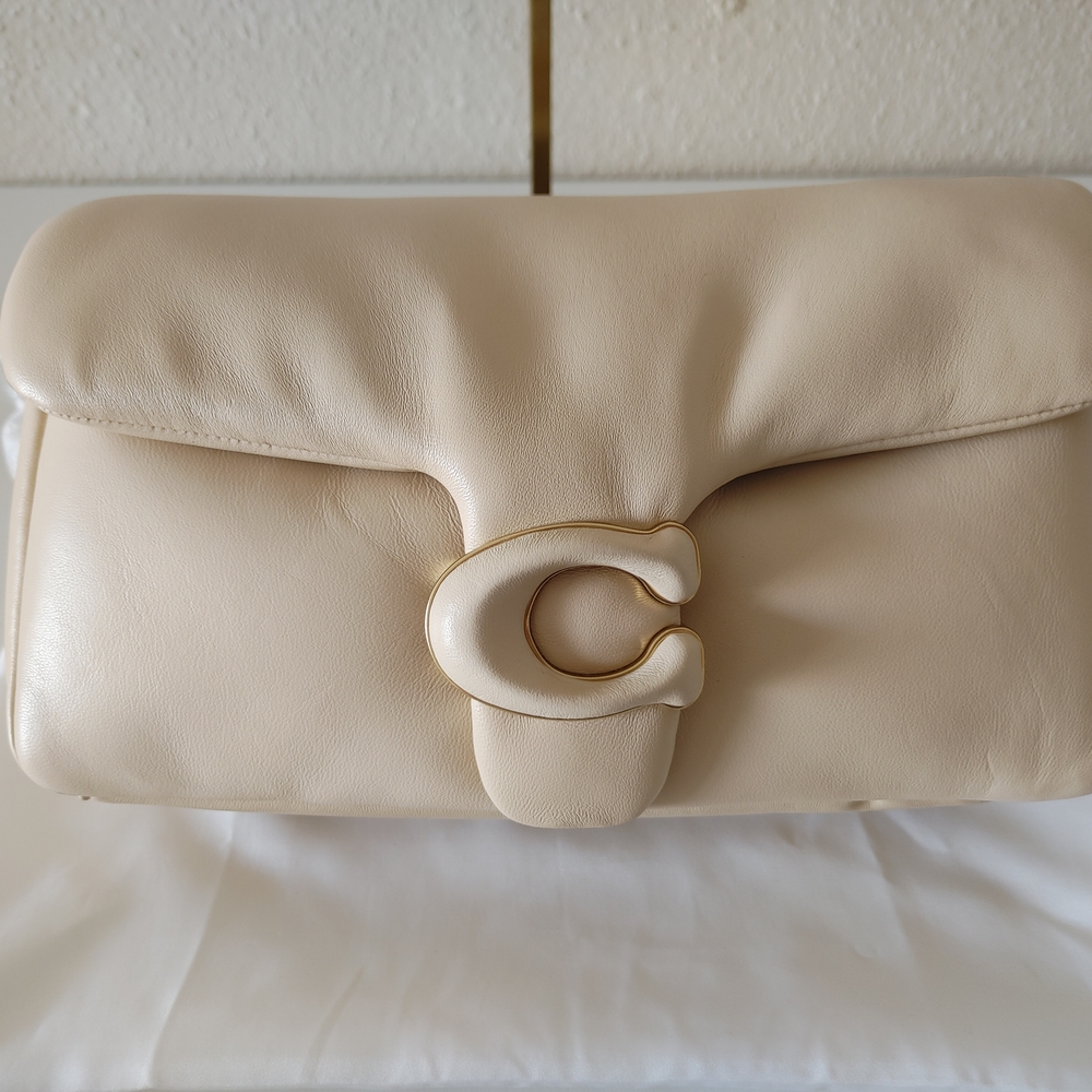 Coach Pillow Tabby 26 In Ivory/chalk Color